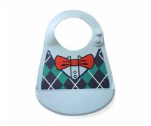 幼兒硅膠圍嘴，嬰兒吃飯防漏兜